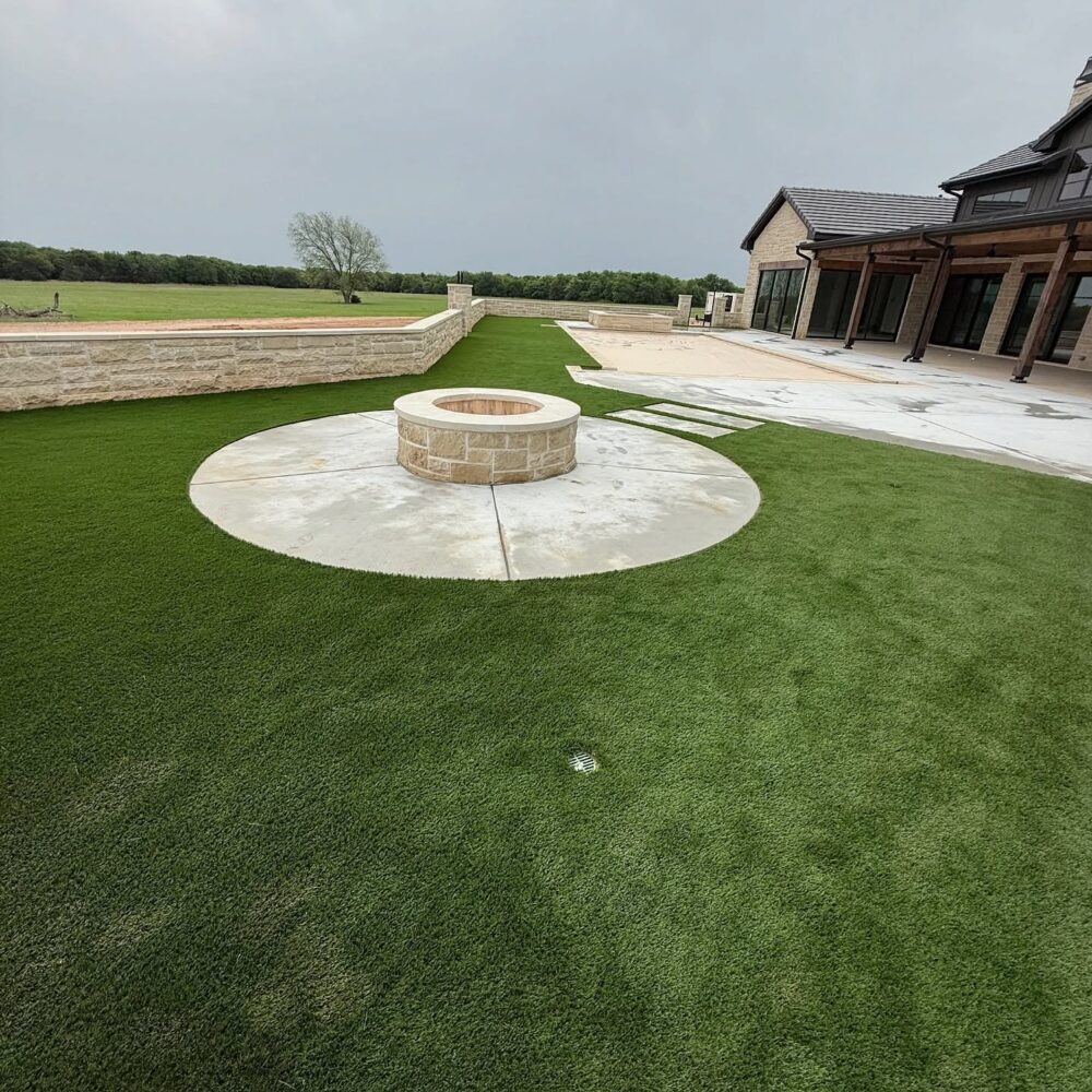 How Can Artificial Turf Solve Your Toughest Lawn Problems? From Sun to Shade Solutions How Can Artificial Turf Solve Your Toughest Lawn Problems? From Sun to Shade Solutions