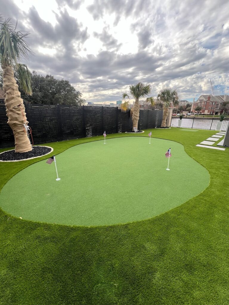 mini putting green