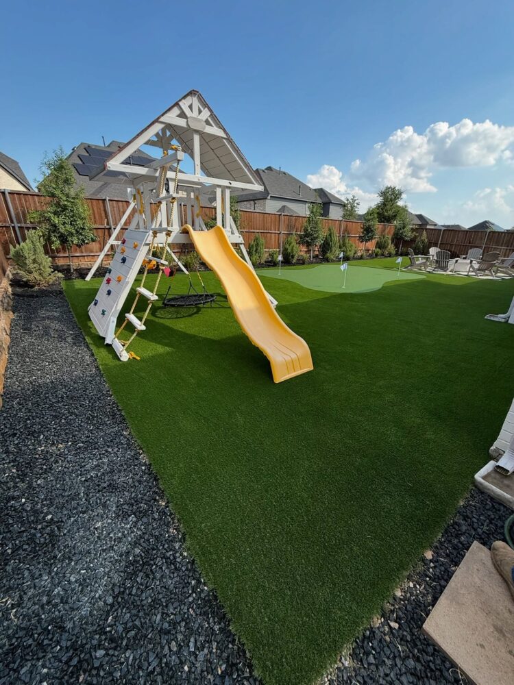 Create the Perfect Play Area with Artificial Turf for Families