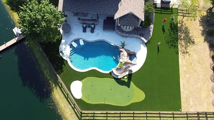 Practice at Home: Why Golfers Are Installing Turf Greens in DFW Practice at Home: Why Golfers Are Installing Turf Greens in DFW