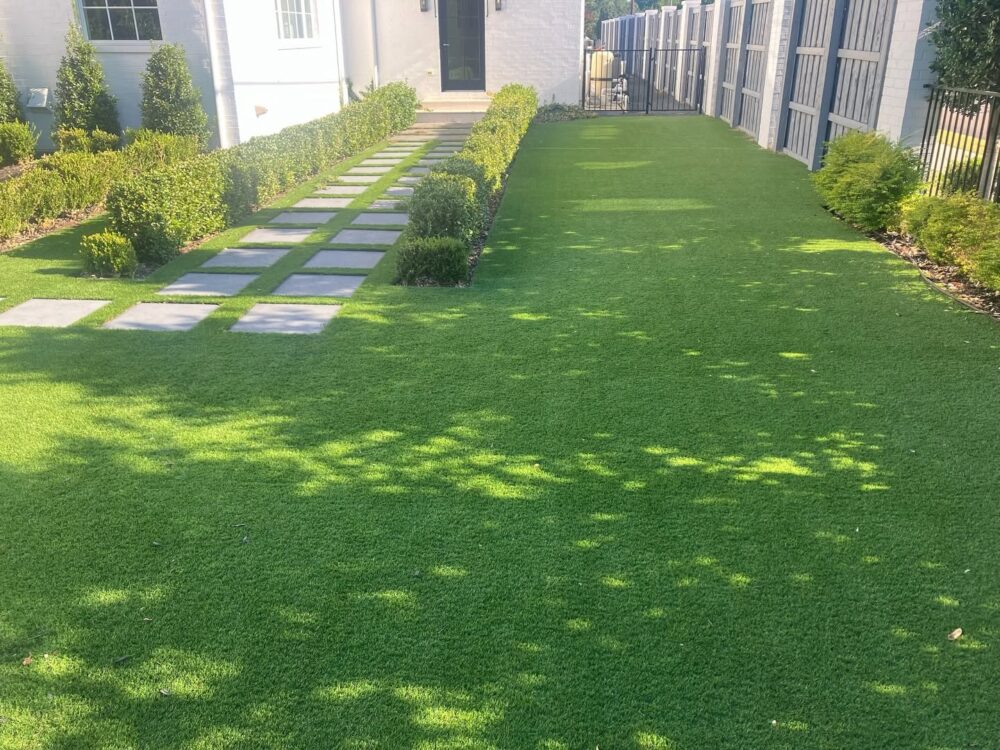 How Much Water Can DFW Homeowners Save with Artificial Grass?